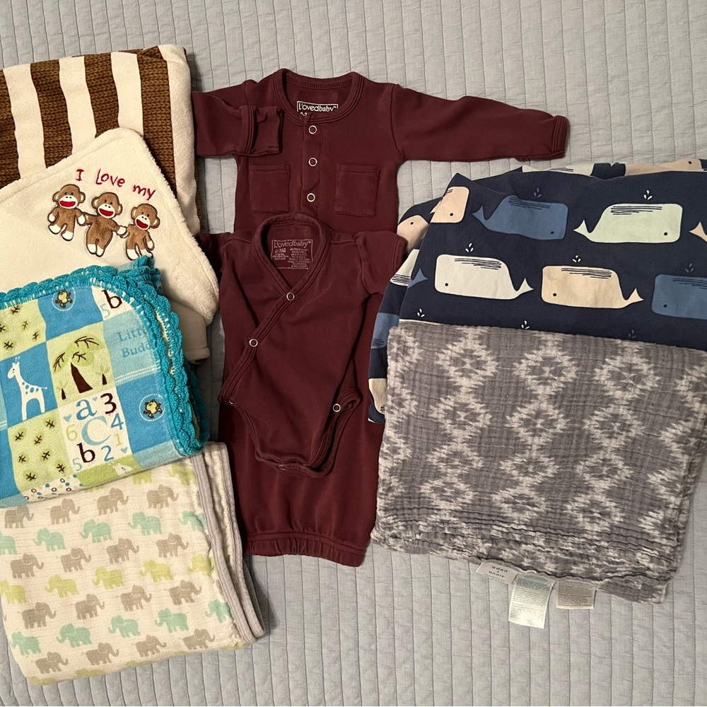 Baby Boy Blankets, Crib Sheet And Nightgown Bundle📦